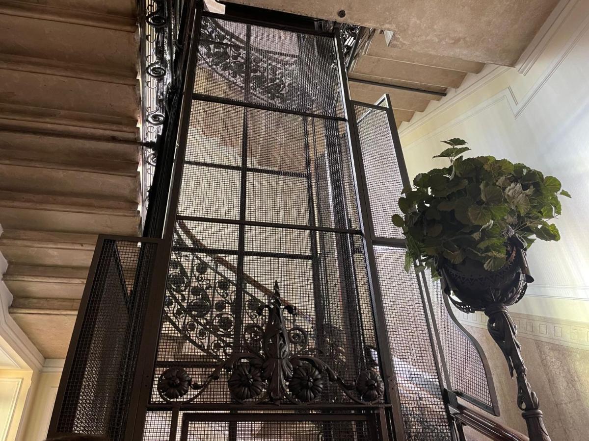 Casa Pagano Un Pezzo Di Cielo Su Milano Apartment Bagian luar foto